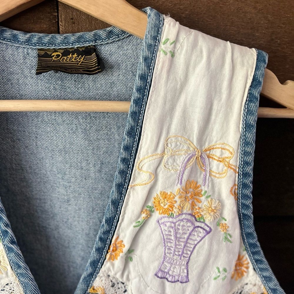 Vintage Patty Denim Vest Embroidered Patchwork Made in USA - Picture 9 of 14